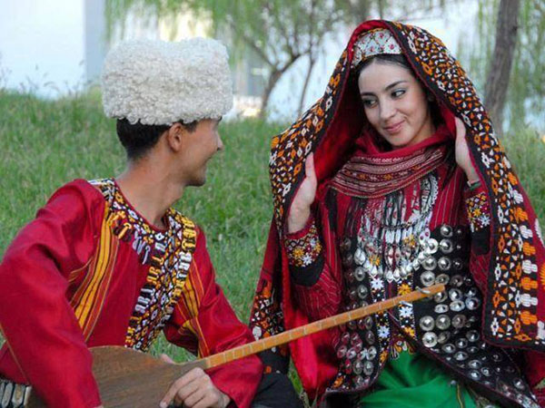 لباس های رنگی ایرانی لباس های رنگی ایرانی